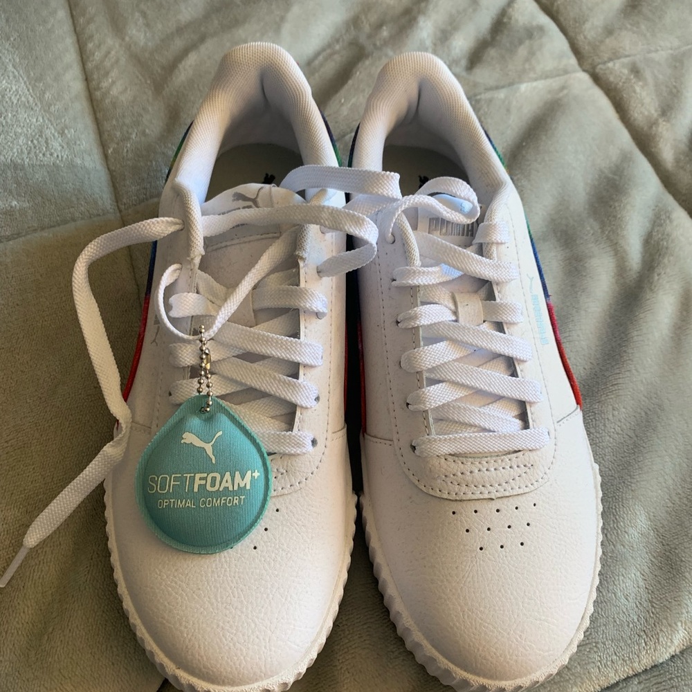 PUMA Tie Dye and White Sneakers with Soft Foam - Picture 3 of 6